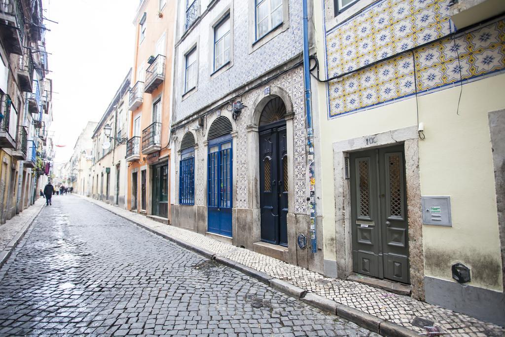Mezzanine With A View In Bairro Alto Apartamento