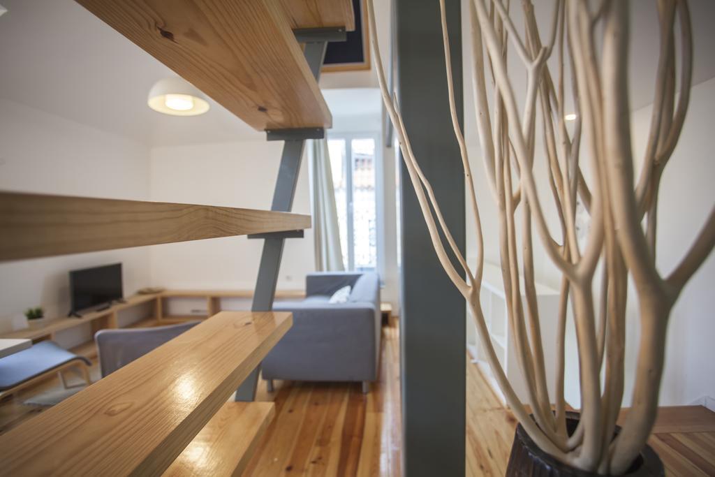 Mezzanine With A View In Bairro Alto Apartamento Lisboa
