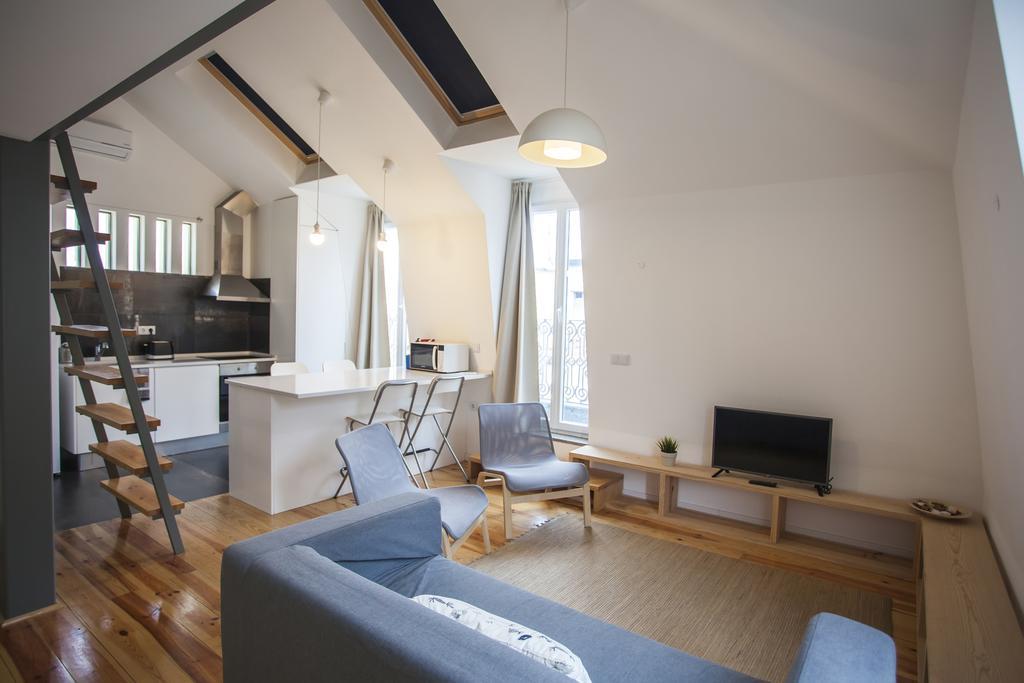 Apartamento Mezzanine With A View In Bairro Alto *
